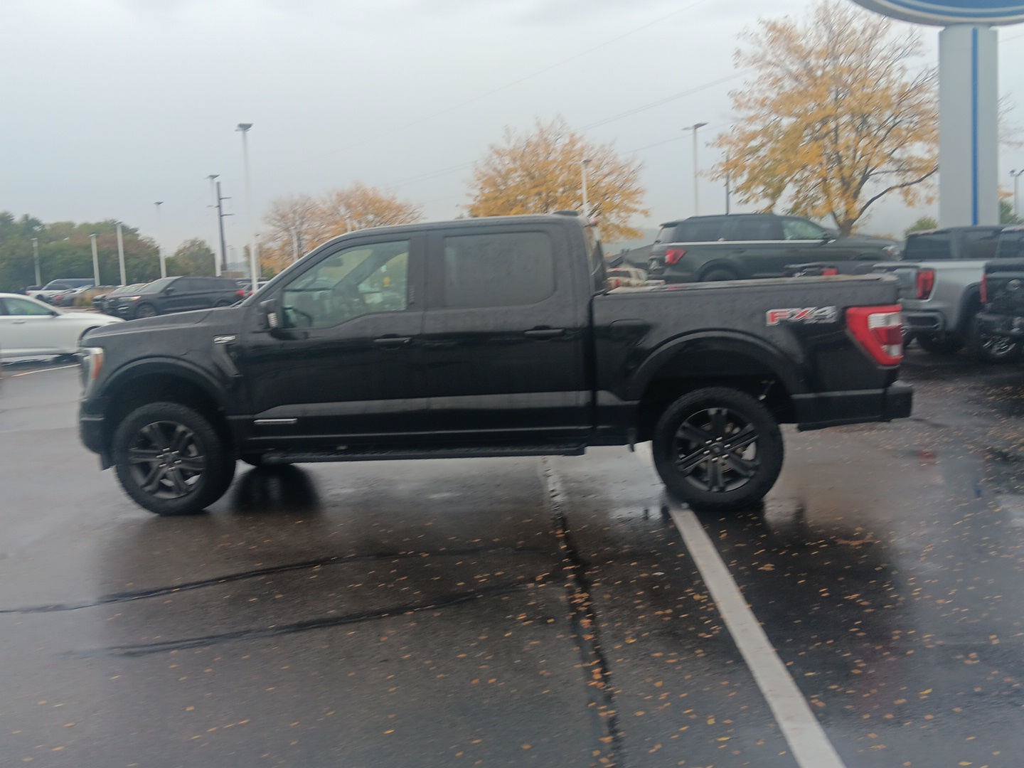 Used 2021 Ford F150 Lariat w/ Equipment Group 502A High AWD/4WD image 8