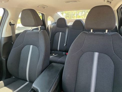 Used 2023 Hyundai Sonata SE w/ Preferred Accessory Package FWD image 38
