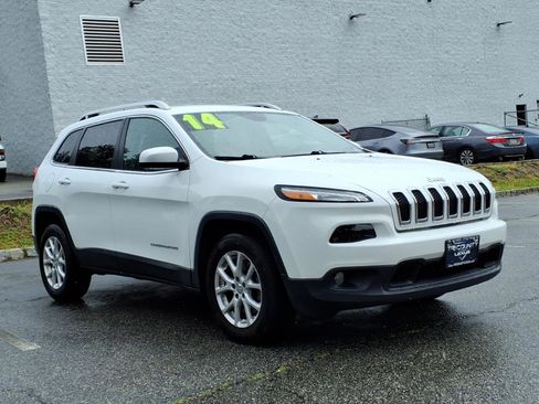 Used 2014 Jeep Cherokee Latitude AWD/4WD image 16