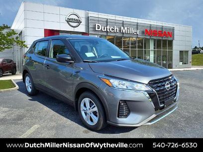 Certified 2025 Nissan Kicks Play S