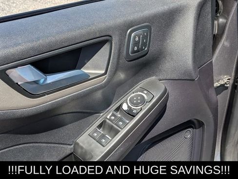 Used 2022 Ford Escape SEL w/ Technology Package AWD/4WD image 16