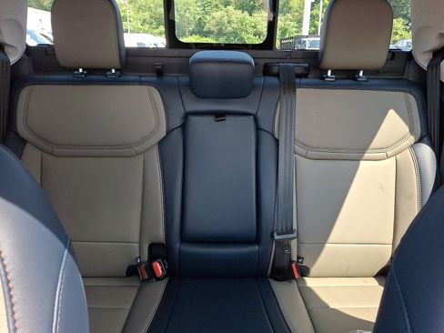 New 2026 Ford Maverick Lariat AWD/4WD image 11
