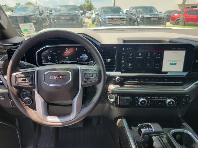Used 2023 GMC Sierra 1500 SLT w/ SLT Premium Plus Package RWD image 17