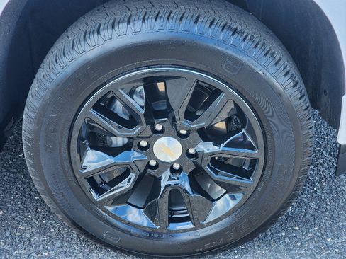 Certified 2023 Chevrolet Silverado 1500 Custom image 4