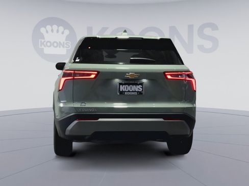 New 2026 Chevrolet Equinox LT w/ LPO, Floor Liner Package image 10