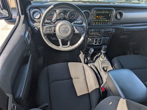 Certified 2022 Jeep Wrangler Unlimited Sport w/ Sun And Sound Package image 13