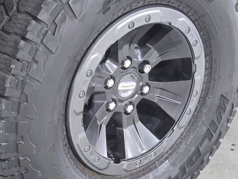 Used 2017 Ford F150 Raptor w/ Equipment Group 802A Luxury image 17