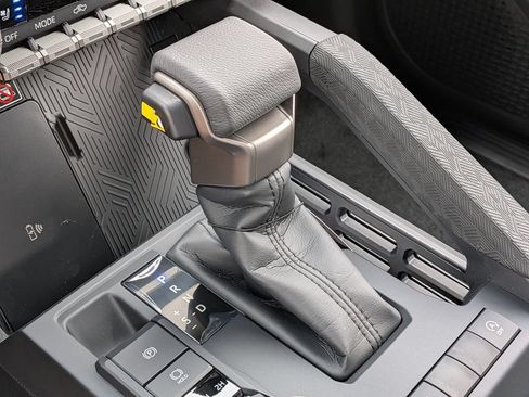 New 2026 Toyota Tacoma Limited AWD/4WD image 27