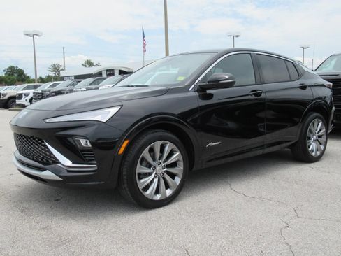 Used 2024 Buick Envista Avenir FWD image 3