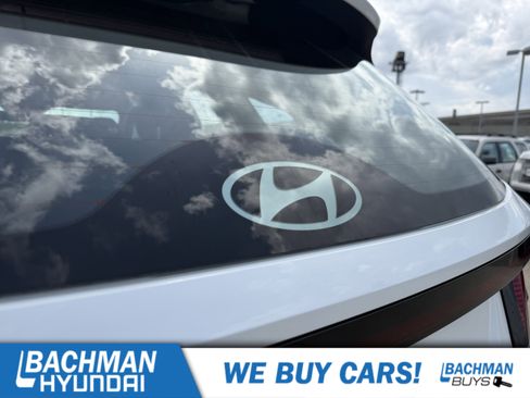 New 2026 Hyundai Tucson Blue SE AWD/4WD image 8