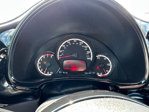 Used 2014 Volkswagen Beetle 1.8T FWD image 14