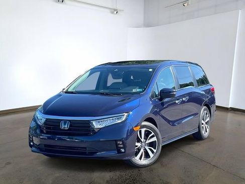 Used 2024 Honda Odyssey Touring image 1