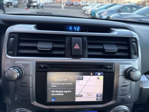 Used 2015 Toyota 4Runner Limited image 20