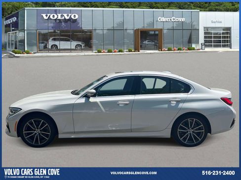 Used 2021 BMW 330i xDrive Sedan w/ Convenience Package AWD/4WD image 4