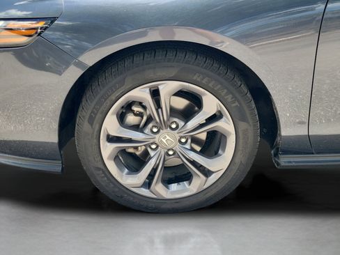 Used 2023 Honda Accord EX image 32