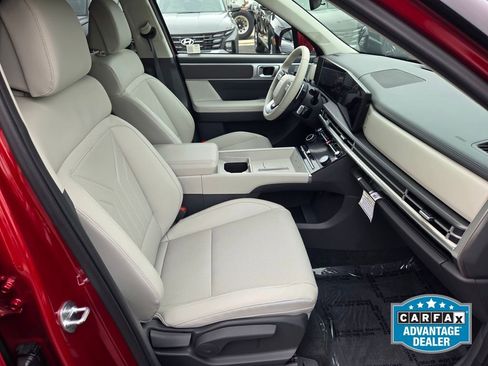Certified 2025 Hyundai Santa Fe SEL AWD/4WD image 7