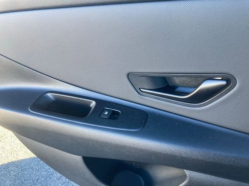 Used 2025 Hyundai Elantra Sport w/ Cargo Package image 23