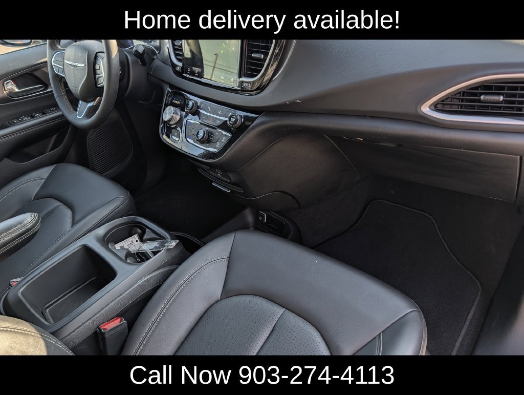 Used 2026 Chrysler Pacifica Select FWD image 37