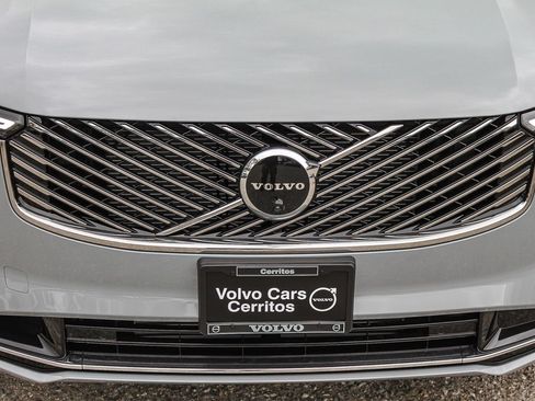 New 2026 Volvo XC90 T8 Ultra w/ Protection Package Premier AWD/4WD image 5