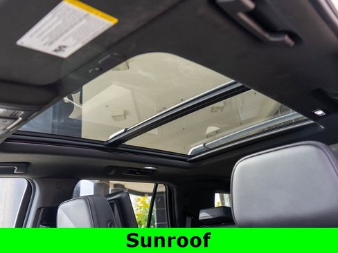 Used 2021 GMC Yukon Denali image 12