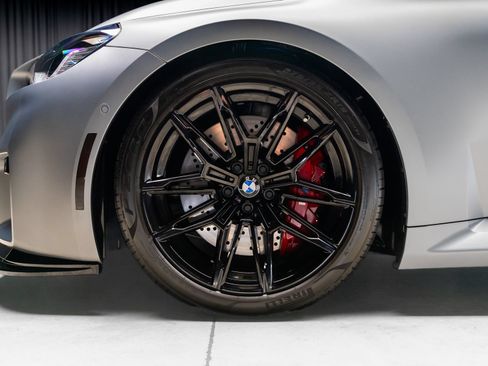 Used 2024 BMW M2 w/ Lighting Package RWD image 26