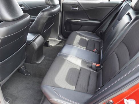 Used 2016 Honda Accord Sport image 27