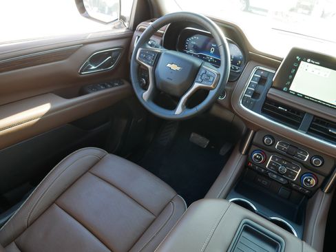 Certified 2024 Chevrolet Tahoe High Country image 9