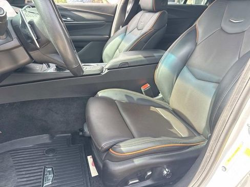 Used 2023 Cadillac CT4 Sport RWD image 15