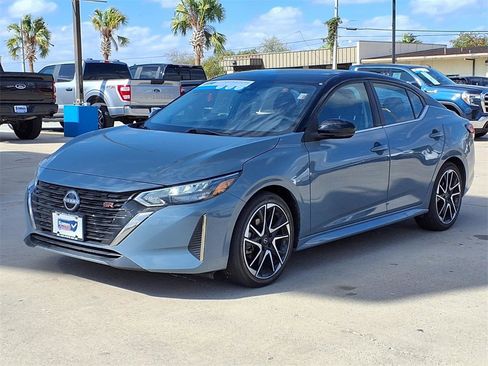 Used 2024 Nissan Sentra SR image 3