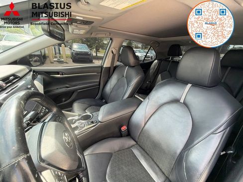 Used 2019 Toyota Camry XSE FWD image 23