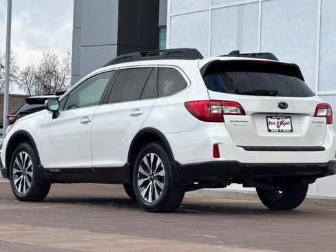 Used 2016 Subaru Outback 2.5i Limited image 6