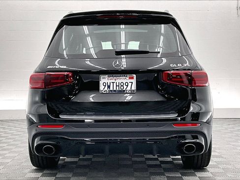 Used 2026 Mercedes-Benz GLB 35 AMG 4MATIC image 3