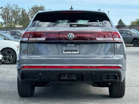 New 2026 Volkswagen Atlas Cross Sport SEL R-Line AWD/4WD image 5