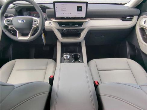 New 2026 Ford Explorer Active w/ Active Comfort Package RWD image 14