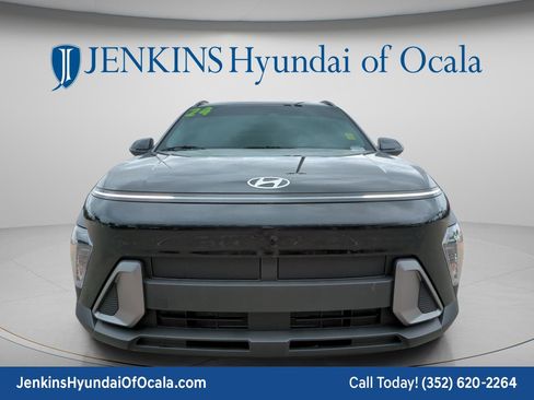 Certified 2024 Hyundai Kona SEL FWD image 8