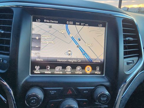 Used 2016 Jeep Grand Cherokee Limited w/ Luxury Group II AWD/4WD image 40