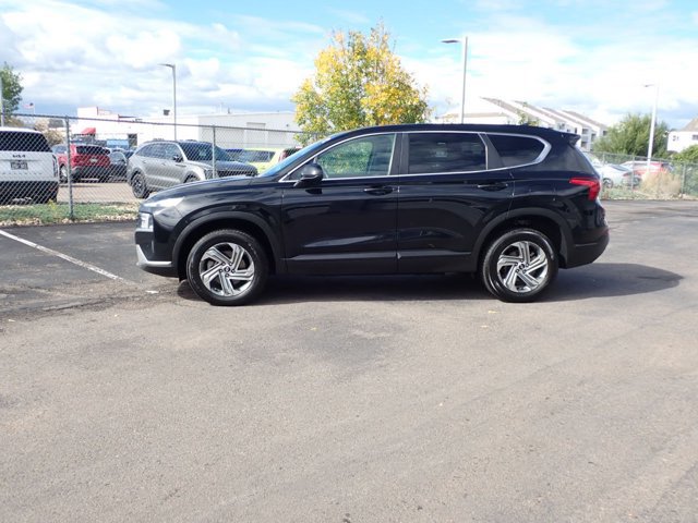 Used 2021 Hyundai Santa Fe SE AWD/4WD image 2