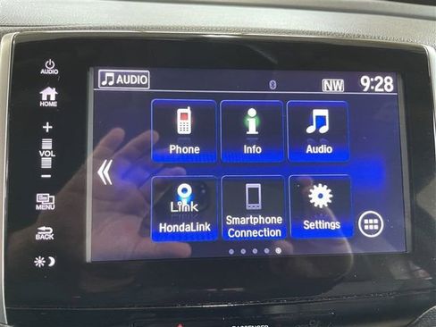 Used 2018 Honda Pilot EX-L image 16
