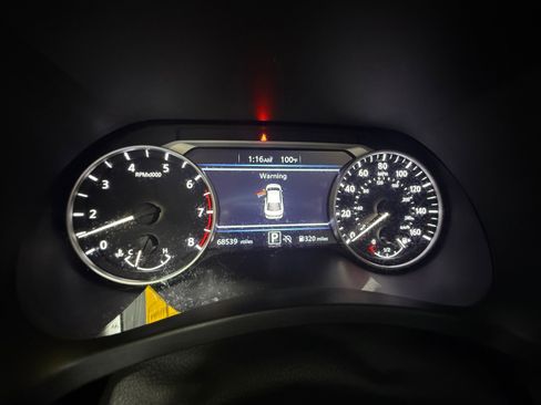 Used 2024 Nissan Sentra SR image 11