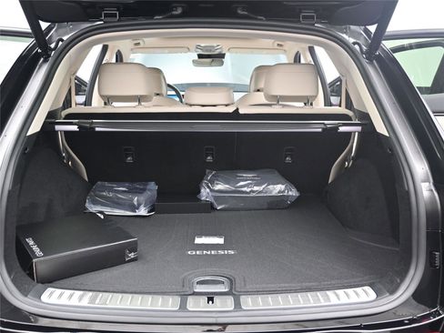 New 2026 Genesis GV70 2.5T Select image 5