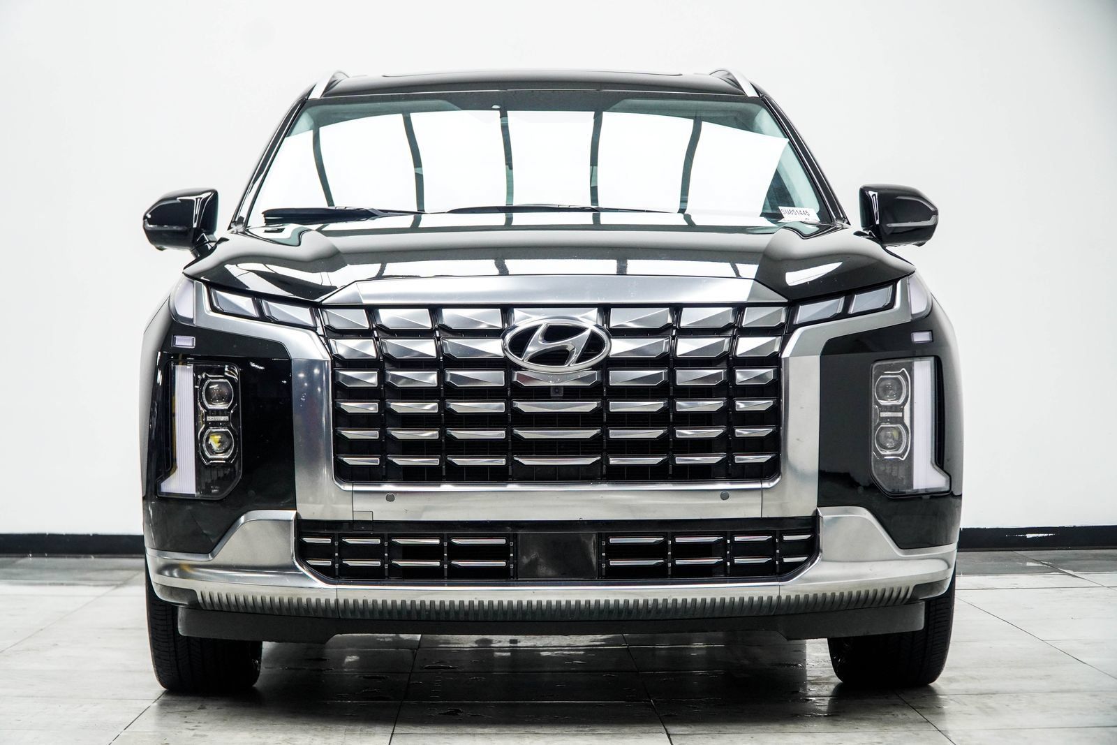 Used 2025 Hyundai Palisade Calligraphy AWD/4WD image 9