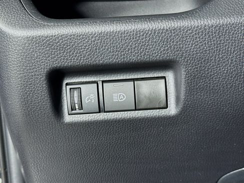 Certified 2024 Toyota RAV4 LE AWD/4WD image 10