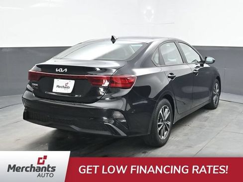 Used 2023 Kia Forte LXS FWD image 7