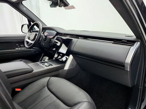 Certified 2023 Land Rover Range Rover SE AWD/4WD image 17