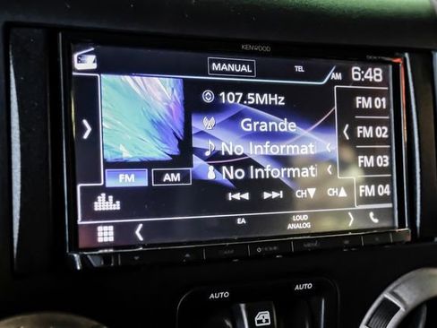 Used 2017 Jeep Wrangler Unlimited Sport image 26