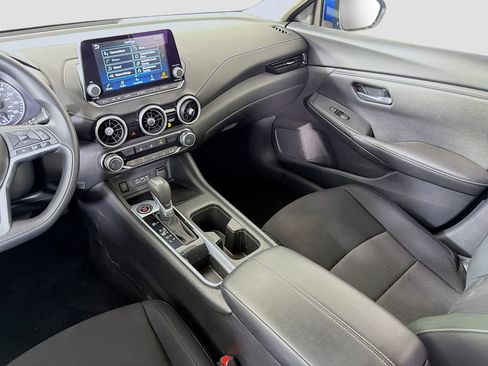 Used 2025 Nissan Sentra SV FWD image 22