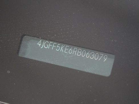 Used 2024 Mercedes-Benz GLS 450 4MATIC image 34