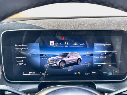 Used 2026 Mercedes-Benz GLC 300 image 25