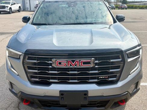 Used 2024 GMC Acadia AT4 w/ Super Cruise Package AWD/4WD image 9
