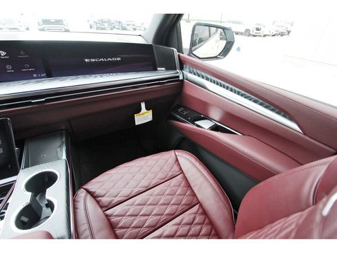 New 2026 Cadillac Escalade Sport w/ Touring Package AWD/4WD image 10
